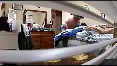 mother naked in window 2